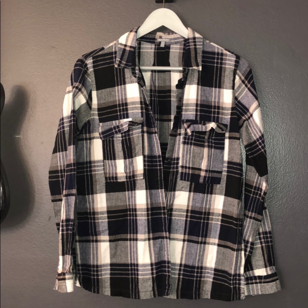 🖤 Plaid flannel 🖤